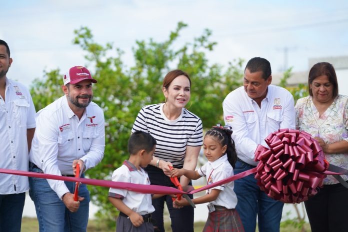  Carmen Lilia Canturosas impulsa la transformación de escuelas con inversión en infraestructura educativa