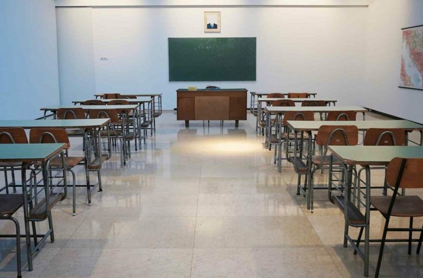  SEP ordena el cierre de las escuelas militarizadas tras muerte de Dafne Zapata