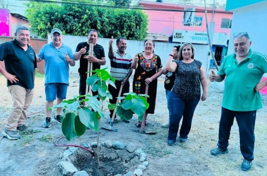  Conviven y trabajan en el PRI de Jaumave