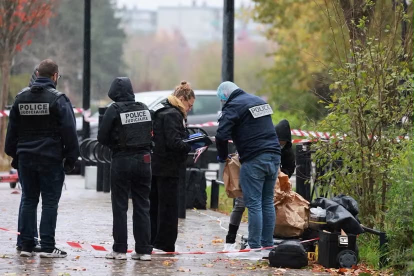  Al menos un muerto y cuatro heridos tras varios tiroteos a las afueras de París; investigan posible móvil terrorista
